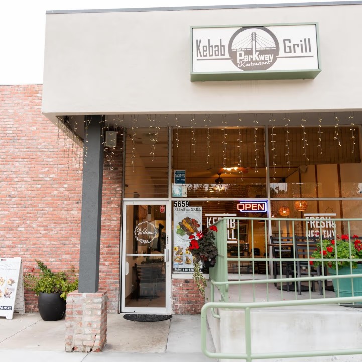 Authentic Mediterranean flavors made fresh daily – from savory kebabs to fresh salads, every bite is a taste of the Mediterranean.